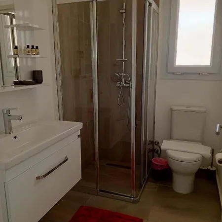Thalassa Apartment *